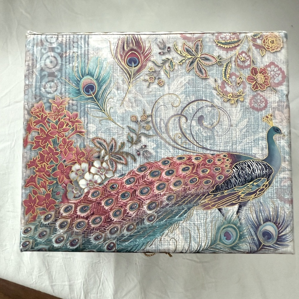 Punch Studio Peacock music box with scented soap